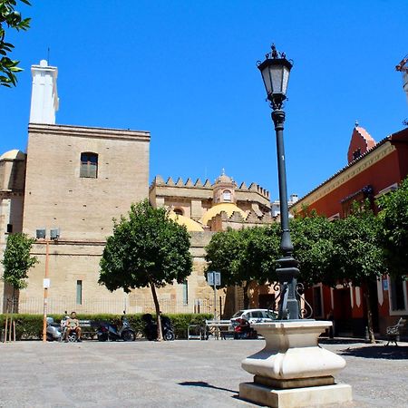 Wish Suite Campana De Sevilla Luaran gambar