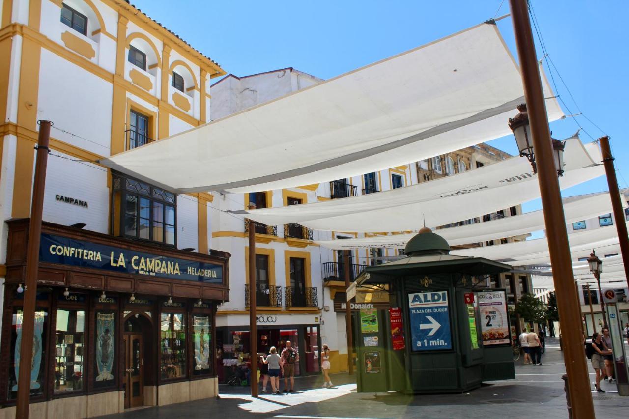 Wish Suite Campana De Sevilla Luaran gambar
