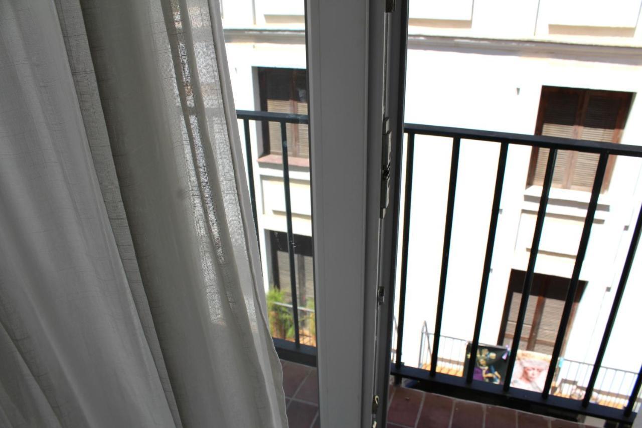 Wish Suite Campana De Sevilla Luaran gambar