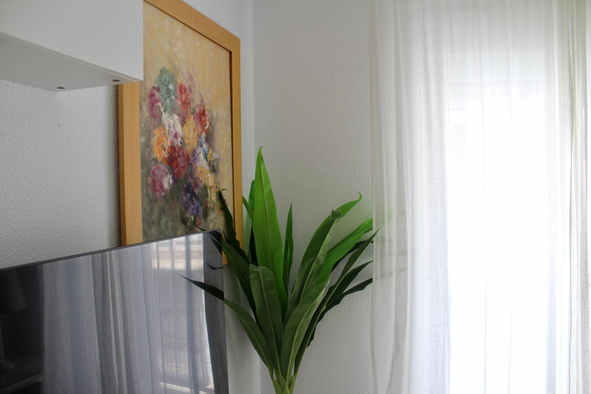 Wish Suite Campana De Sevilla Luaran gambar